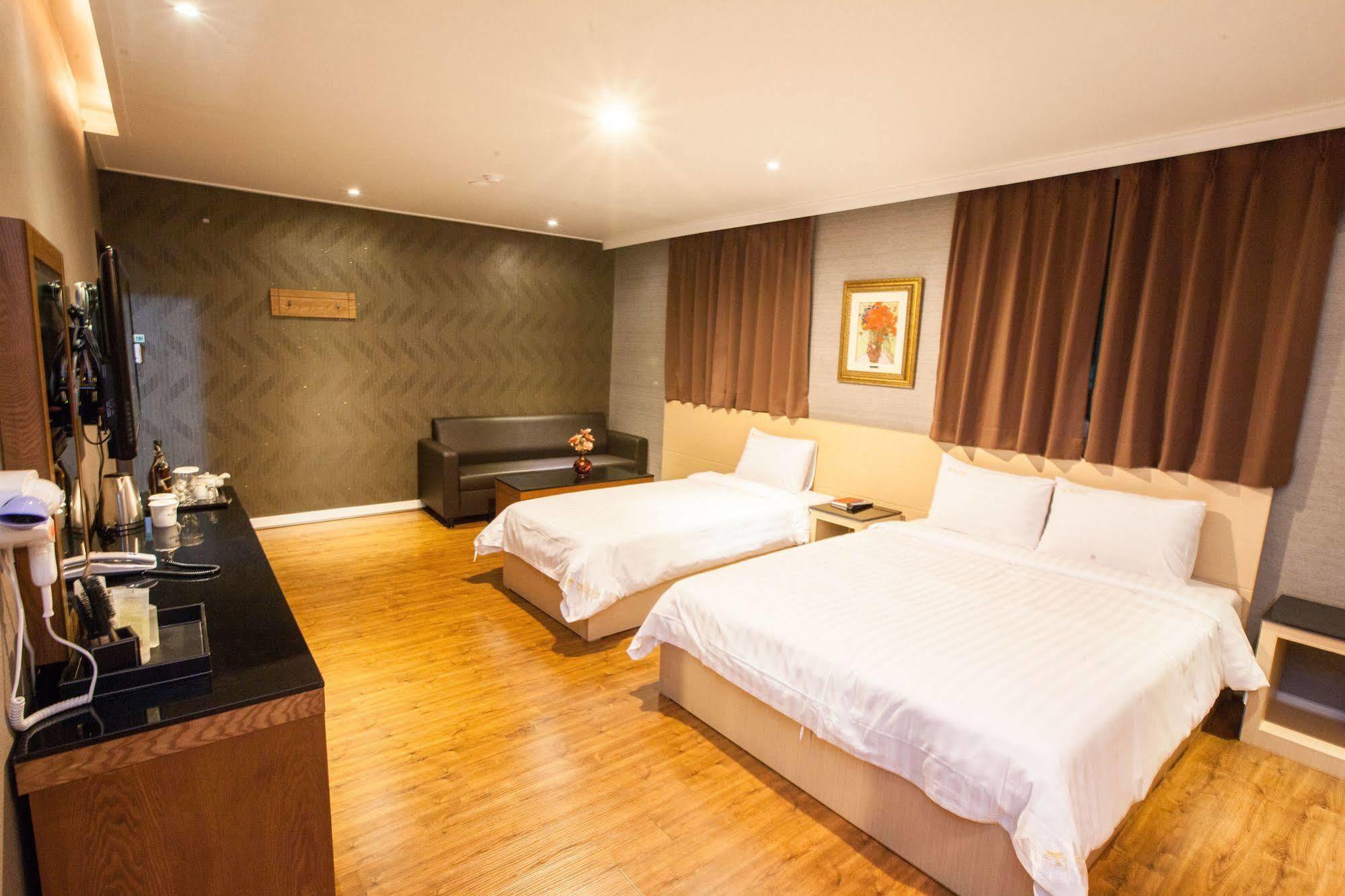 Pungnam Tourist Hotel Чонджу Екстер'єр фото